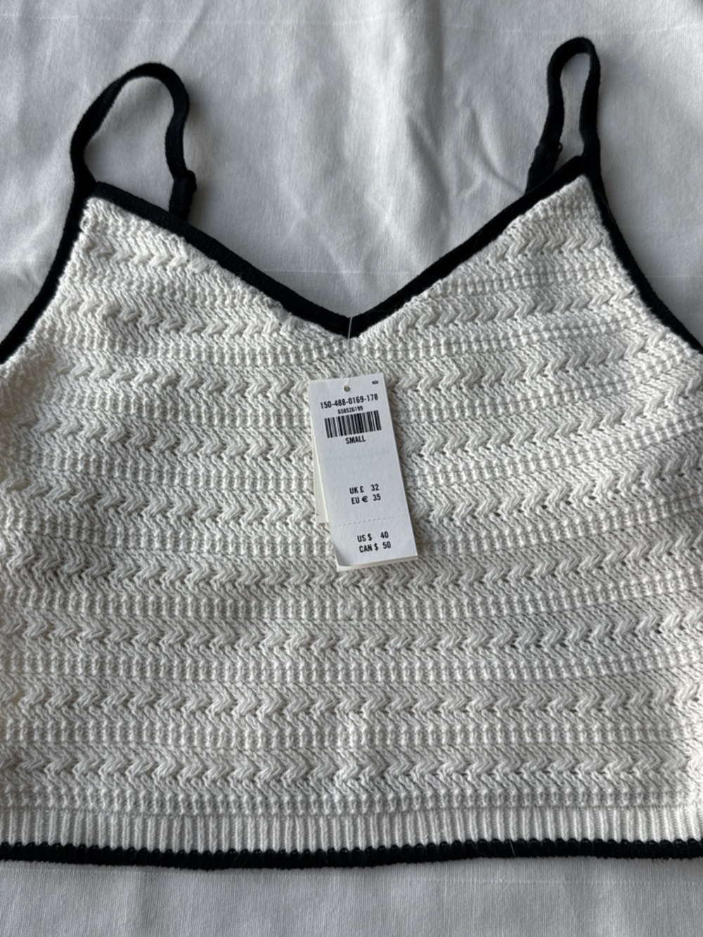 Abercrombie & Fitch Cream and Black Knit Crop Top
